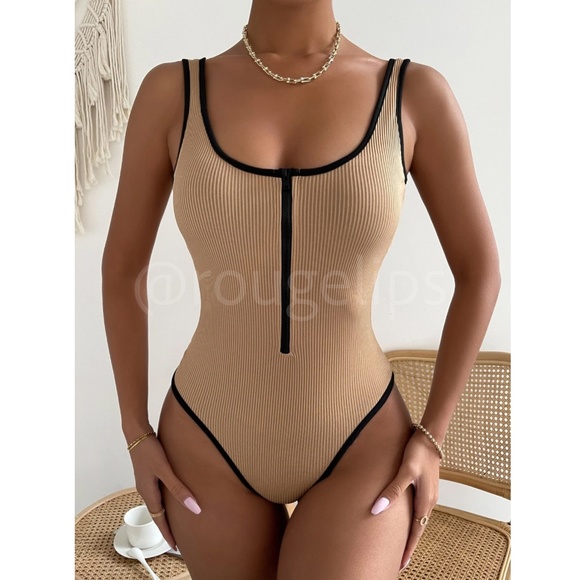 Tan Bodysuit Contrast Black Binding Trim Fitted Nude Beige Camel Ribbed Zip - Picture 2 of 7